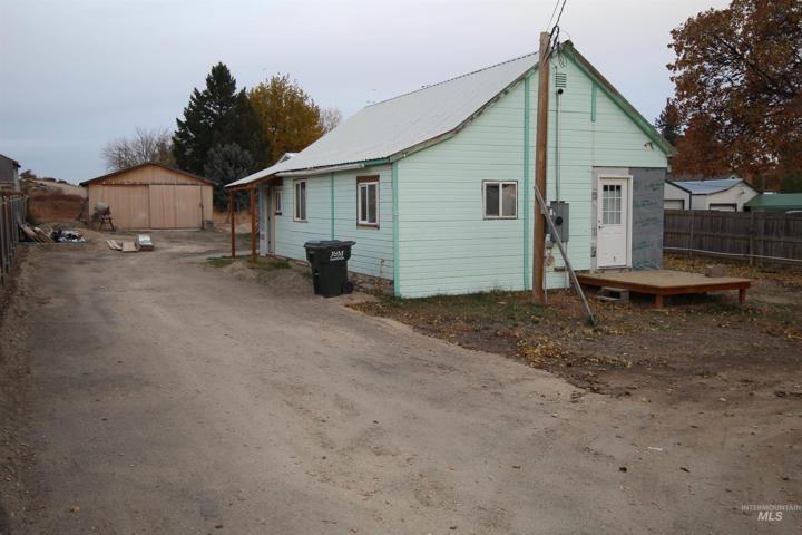 372 Randolph Ave, Melba ID 83641-372