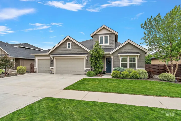 6922 N Agrarian, Meridian, Idaho 83646