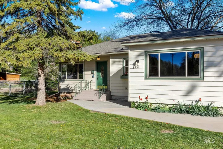 801 S 18th Ave, Caldwell, Idaho 83605