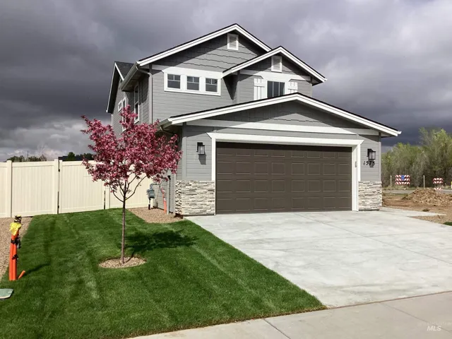 1573 Witt, Mountain Home Id 83647