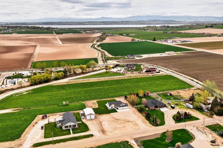 12765 Smith Ave, Nampa Id 83634