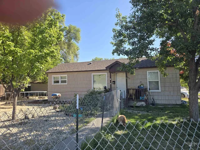 590 S 3rd E, Mountain Home, Idaho 83647