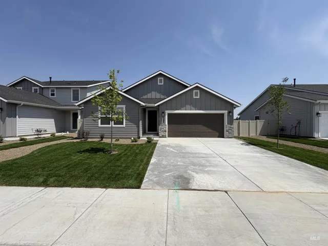 1584 Sw Silverstone Ave, Mountain Home, Idaho 83647