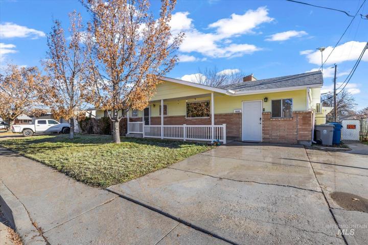 1530 N 6th E, Mountain Home ID 83647