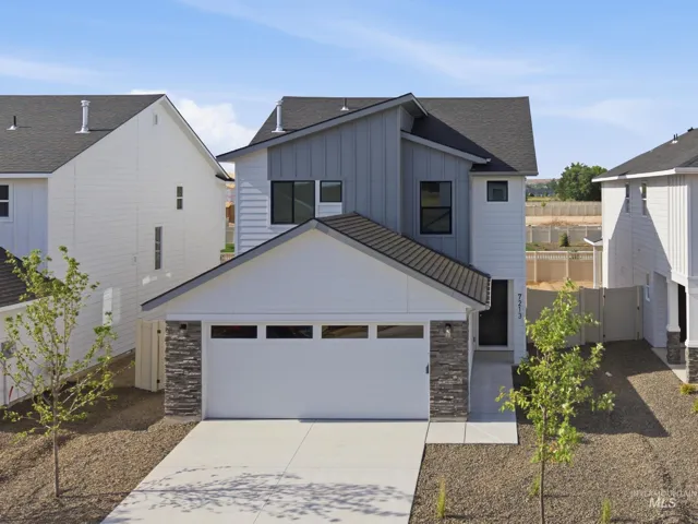 936 Thunderbolt St, Mountain Home, Idaho 83647