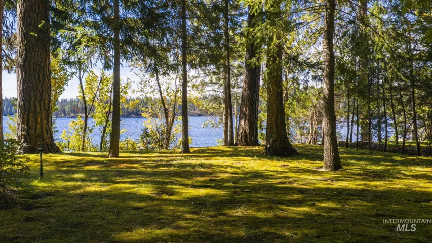 2249 Edgemere Lane, Mccall, Idaho 83638