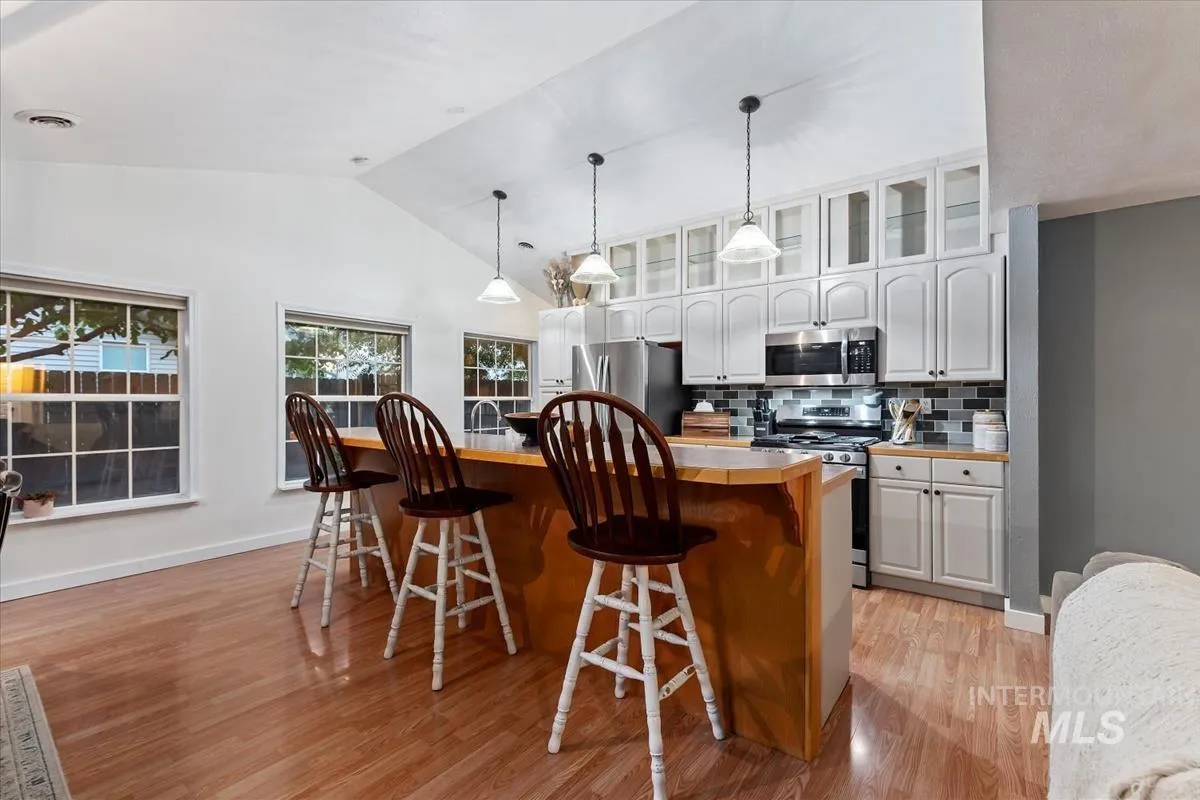 1170