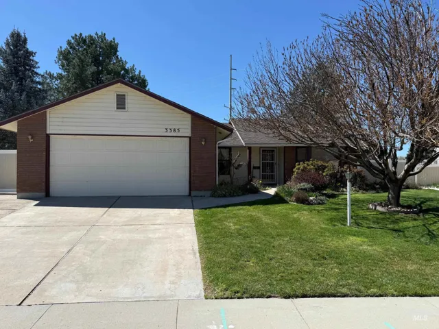 3385 N Creswell Way, Boise, Idaho 83713