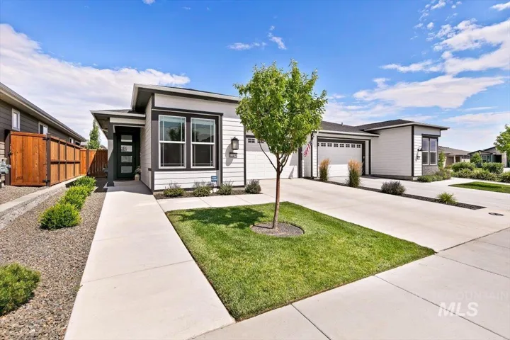 12136 S Glory Ln, Kuna, Idaho 83634