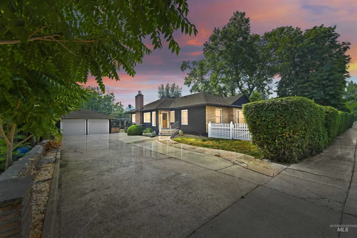 1521 Idaho Avenue, Caldwell, Idaho 83605
