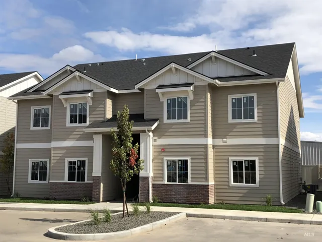 324 Ne 3rd St., Meridian, Idaho 83642