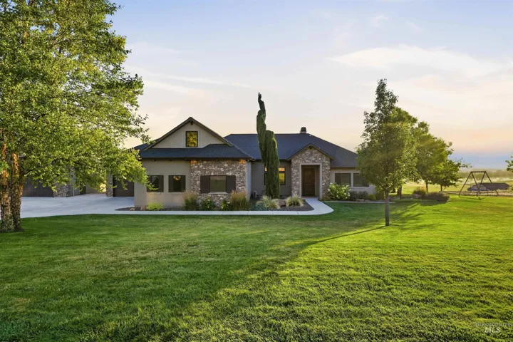11223 West River Road, Caldwell, Idaho 83607