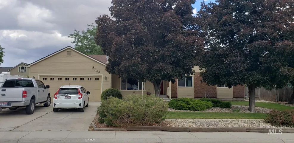 5736 S Omaha Place, Boise Id 83709