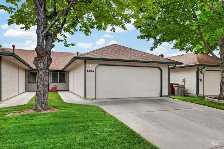 6867 W Russett St, Boise, Idaho 83704-7600