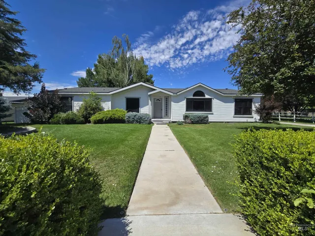 2134 Maple Court, Fruitland, Idaho 83619