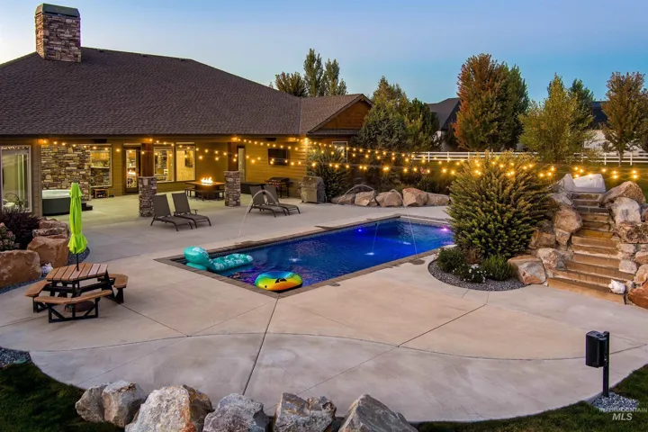 4563 W Cornerstone Lane, Eagle, Idaho 83616