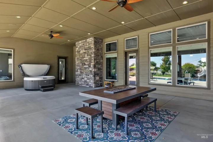 4563 W Cornerstone Lane, Eagle, Idaho 83616