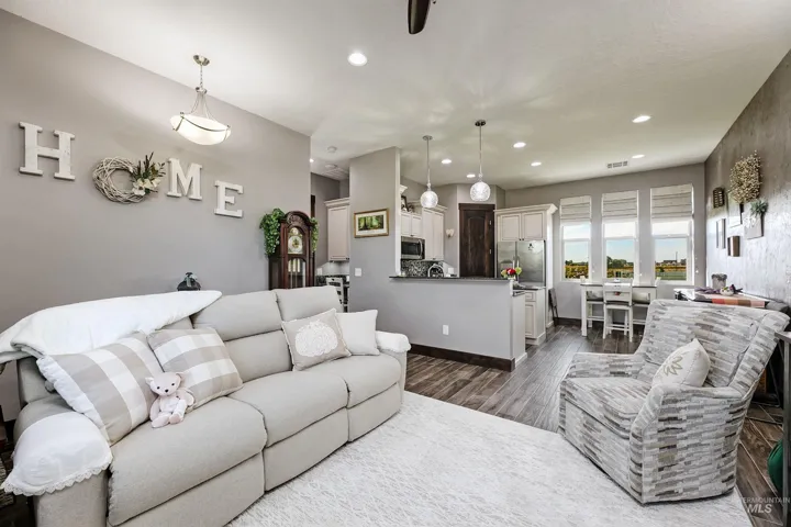 4563 W Cornerstone Lane, Eagle, Idaho 83616
