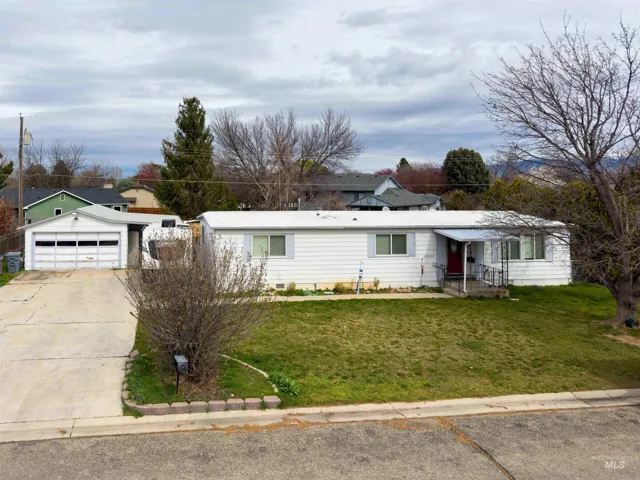 10500 W Halstead Dr, Boise Id 83704