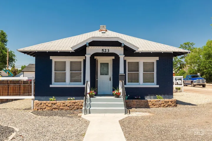 523 16th Ave, Nampa ID 83687