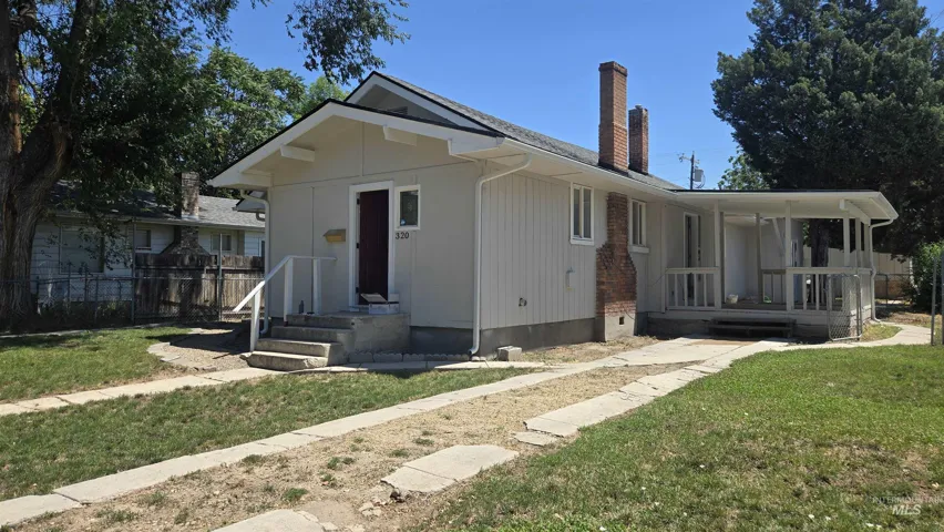 318/320 5th Ave S., Nampa, Idaho 83651