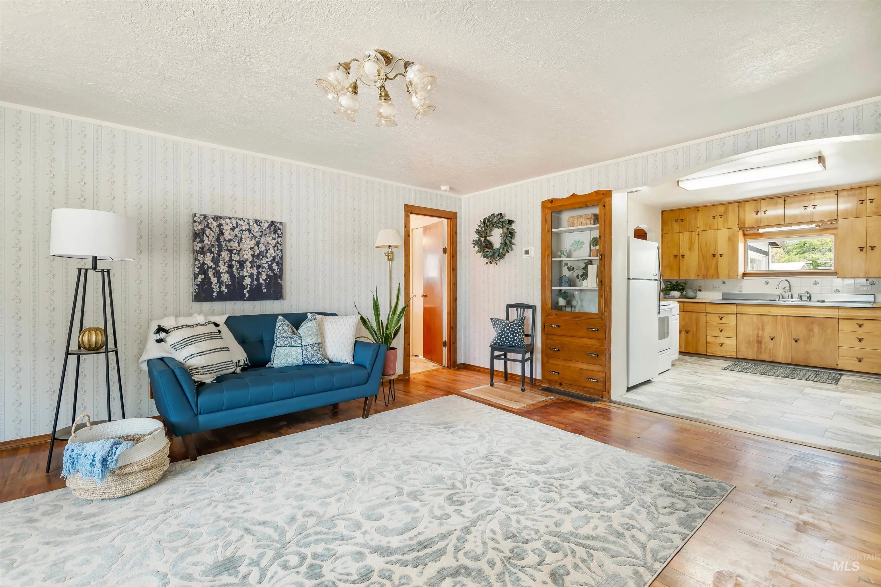 1170