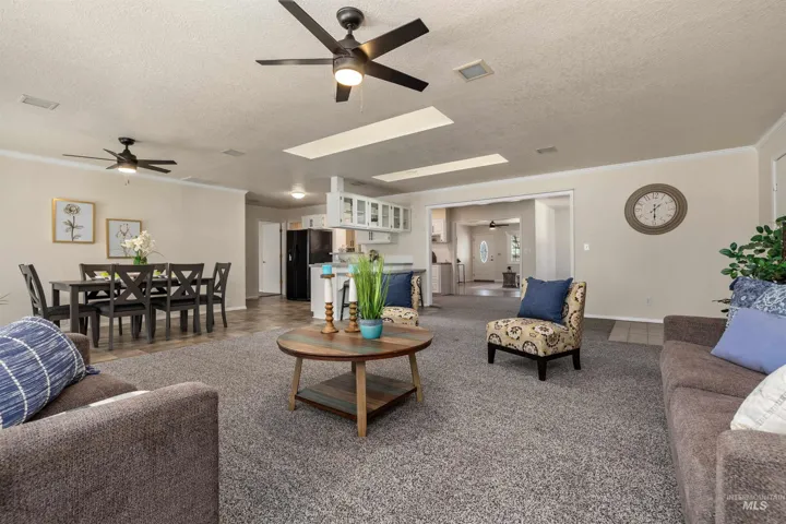 1300 N Mckinney Ln, Boise Id 83704-8528