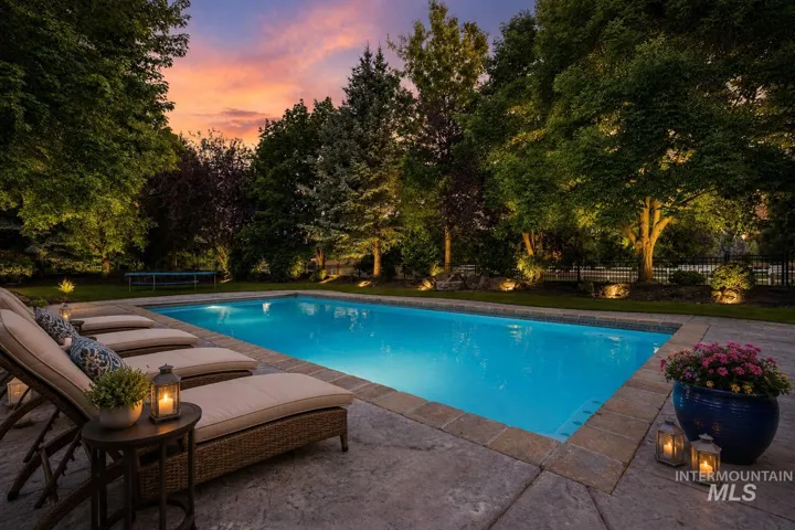 704 N White Sage Way, Eagle, Idaho 83616