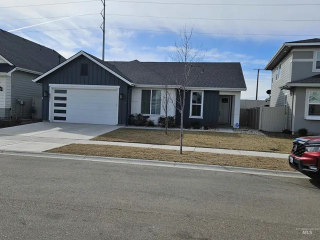 6031 W Riva Capri St, Meridian, Idaho 83607