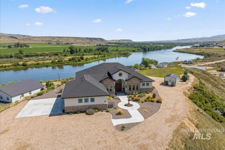 8065 Moonshine Ln, Marsing, Idaho 83639