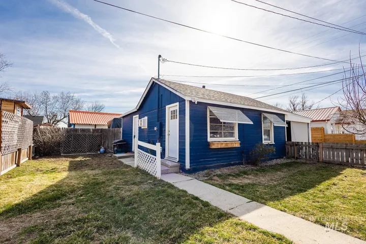 720 E 5th Street, Meridian Id 83642