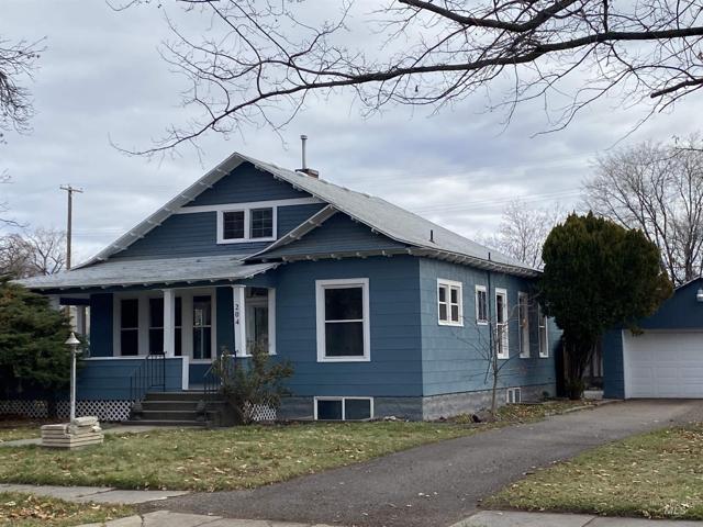 204 18th Ave, Nampa ID 83651
