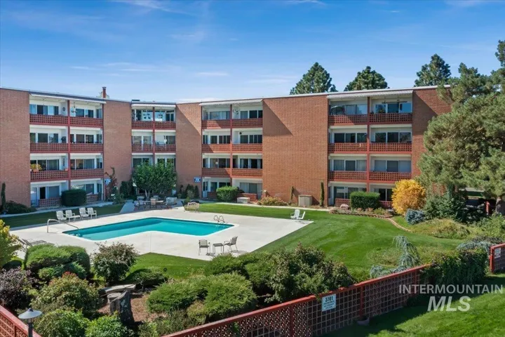 3701 W Crescent Rim Dr # 204, Boise Id 83706