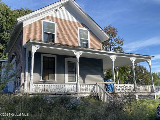 8 First Lane, Port Henry, New York 12974