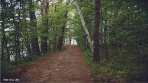 6 Garlyn Drive, Nassau, New York 12123