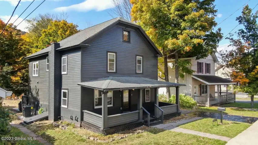 7913 Main Street, Hunter, New York 12442