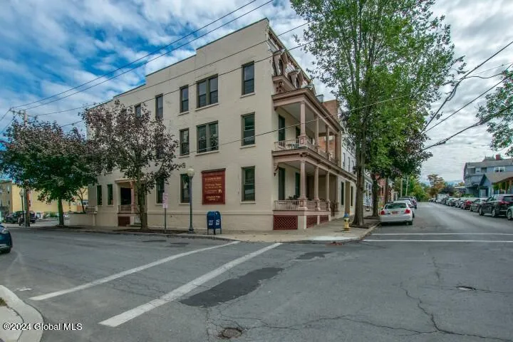 57 Phila Street, Saratoga Springs, New York 12866