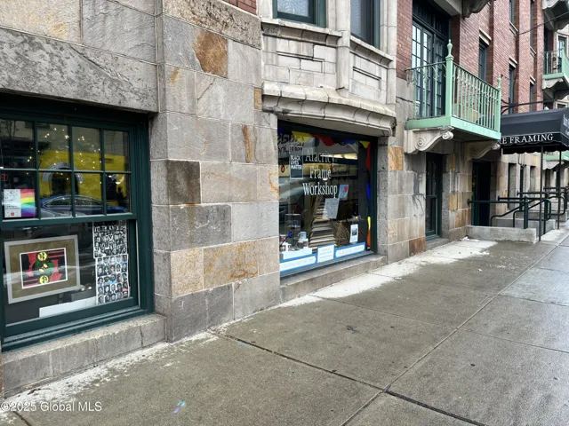 352 State Street, Albany, New York 12210