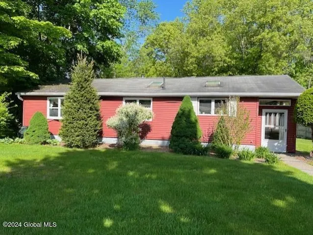 503 Saratoga Road, Glenville, New York 12302