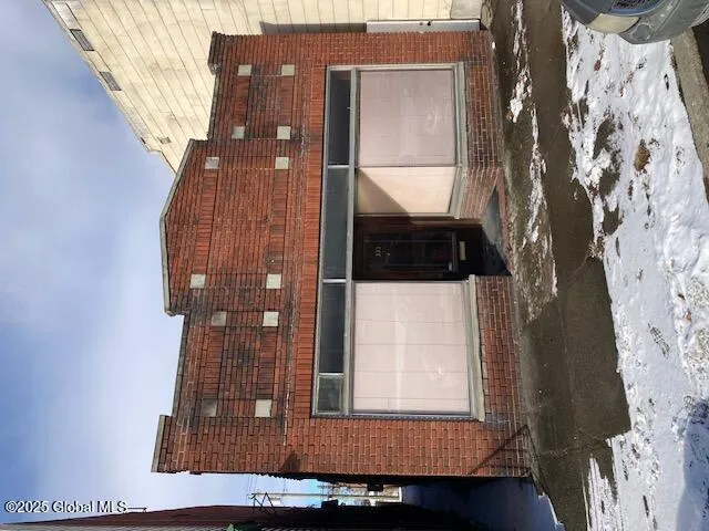 323 5th Avenue, Troy, New York 12182