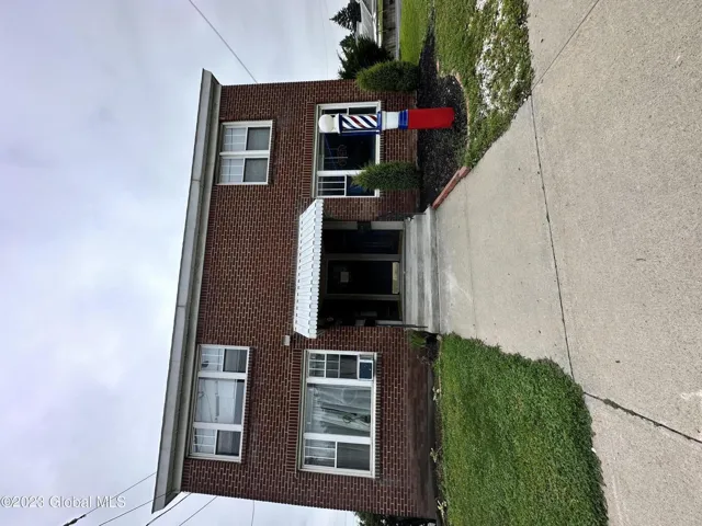 209 Columbia Turnpike, East Greenbush, Ny 12144