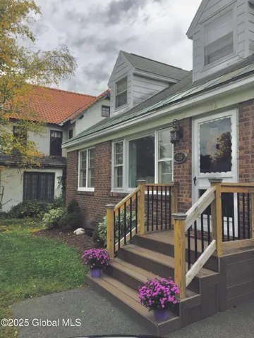 718 Western Avenue, Albany, New York 12203