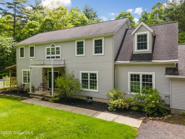 76 Barney Road, Middle Grove, New York 12850