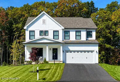 6 Savannah Court, Bethlehem, Ny 12158