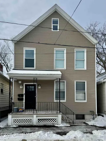 2417 8th Avenue, Watervliet, Ny 12189
