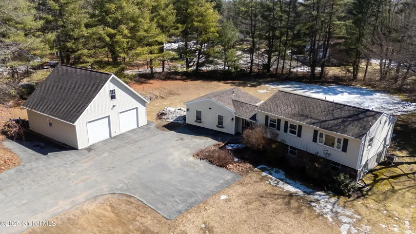 4265 Route 50, Wilton, Ny 12866