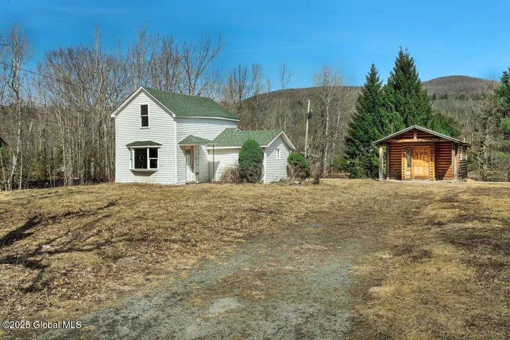 58 Maple Avenue, Hunter, Ny 12442