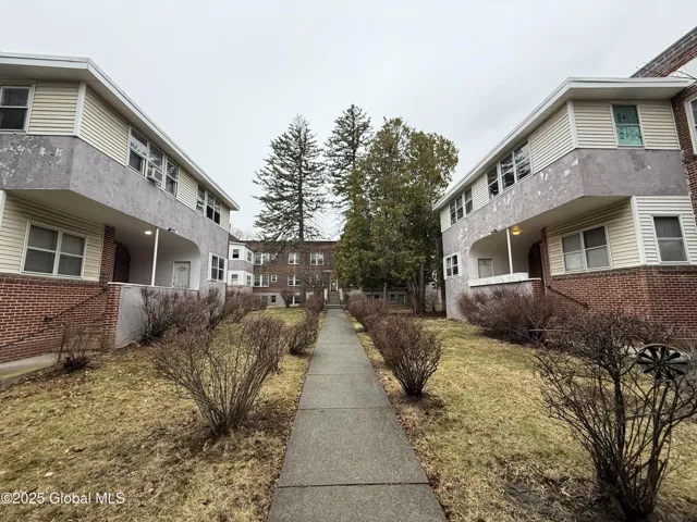 264 S South Allen Street Street, Albany, Ny 12208