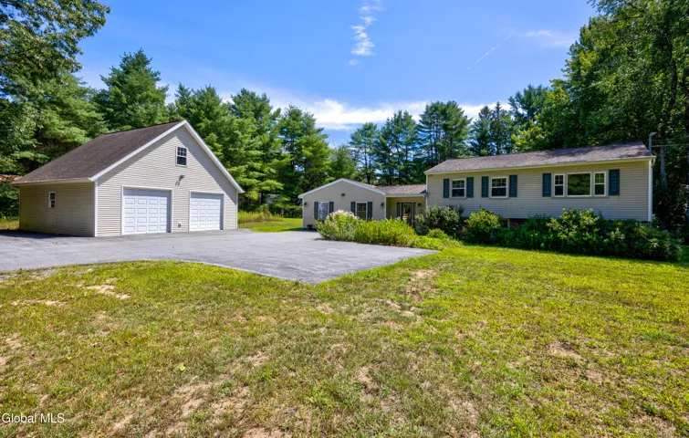 4265 Route 50, Wilton, Ny 12866