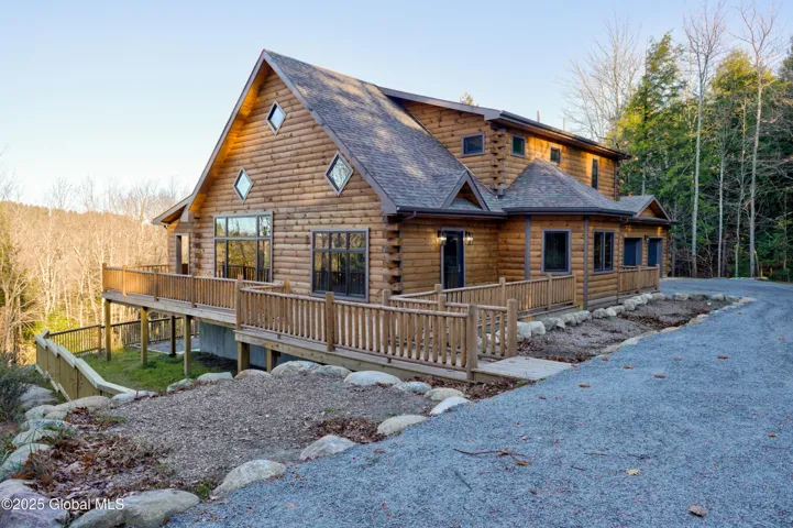 9 Spring Woods, Lake George, Ny 12845